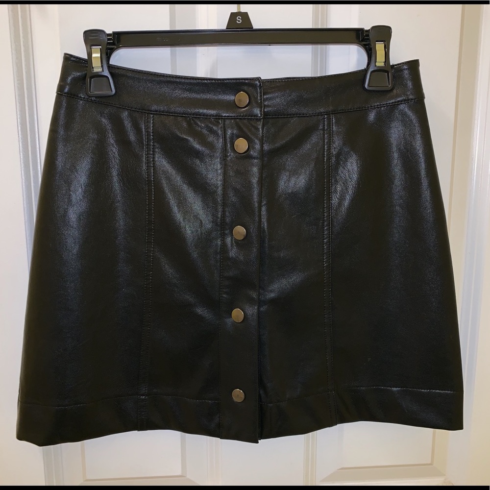 Small Black button up skirt